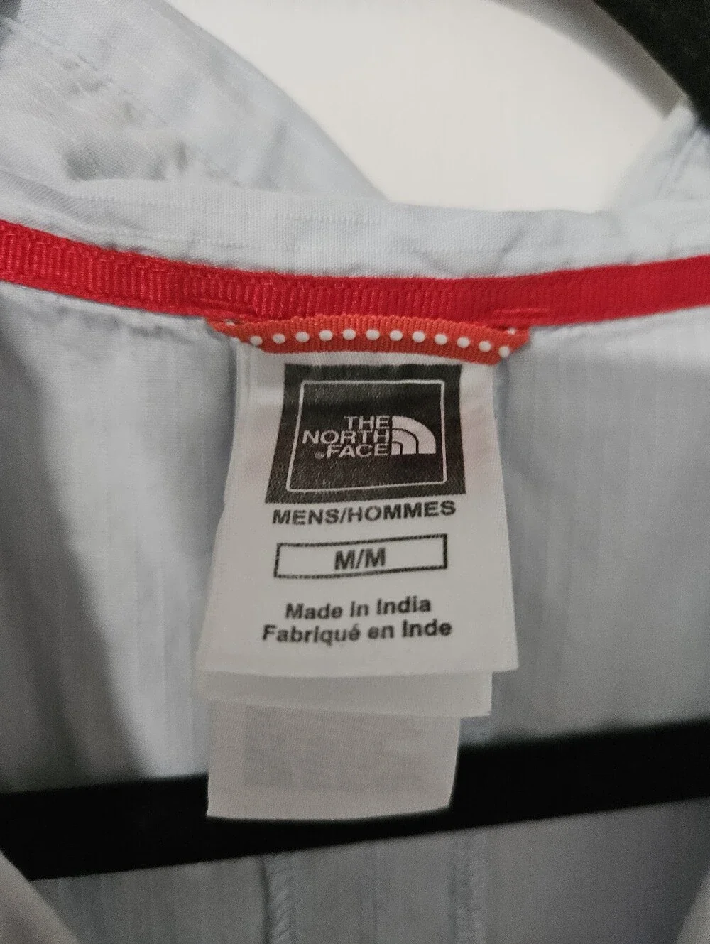 The North Face Men's Medium Light Blue Striped Short Sleeve Button Down Shirt
